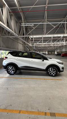RENAULT CAPTUR 1.6 16V SCE FLEX INTENSE X-TRONIC